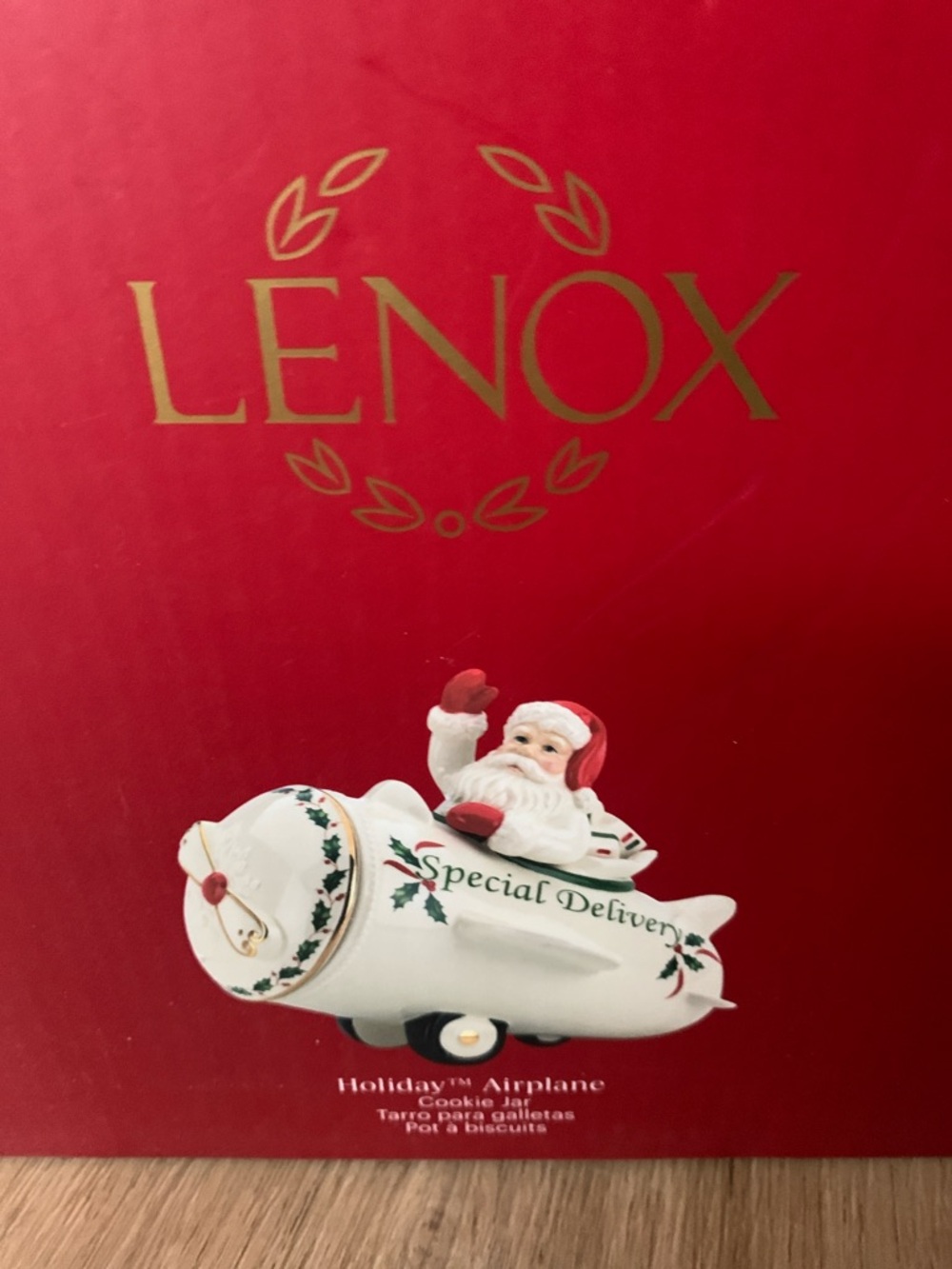 NWT Lenox White and Red Holiday Santa Airplane Cookie Jar